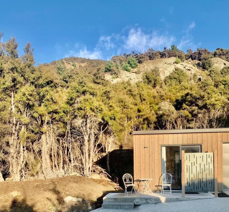 와나카 Cosy Studio With Mountain Views 아파트 외부 사진