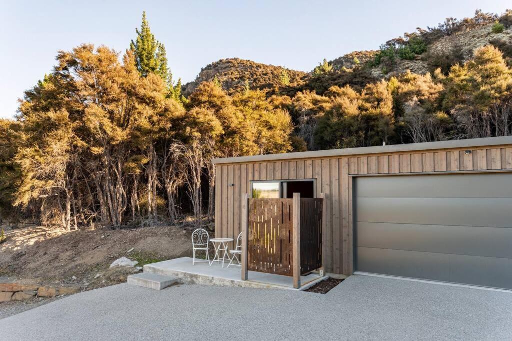 와나카 Cosy Studio With Mountain Views 아파트 외부 사진
